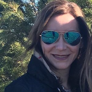 Meet your Posher, Mara